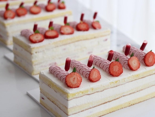 Online Class : Dessert by Moon - Strawberry Roll & Strawberry Blanc