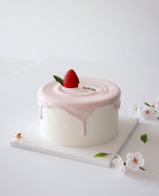 Online Class : Dal B Cake - Strawberry Cake with Pink Melting Cream